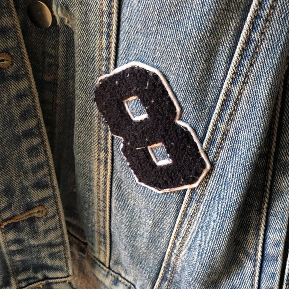 Hand Painted Japanese Tiger Jean Jacket - Picture 5 of 7